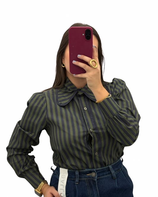 Blusa cuello rayas verde y azul marino