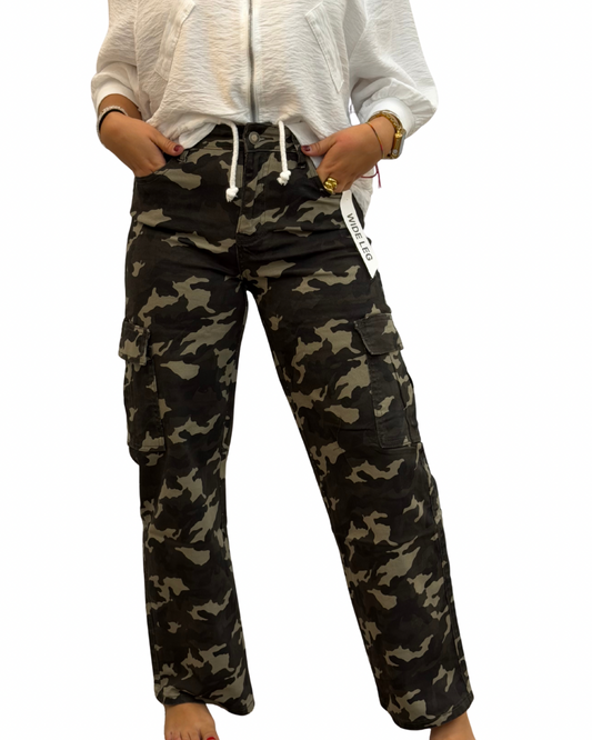 Vaqueros cargos camuflaje