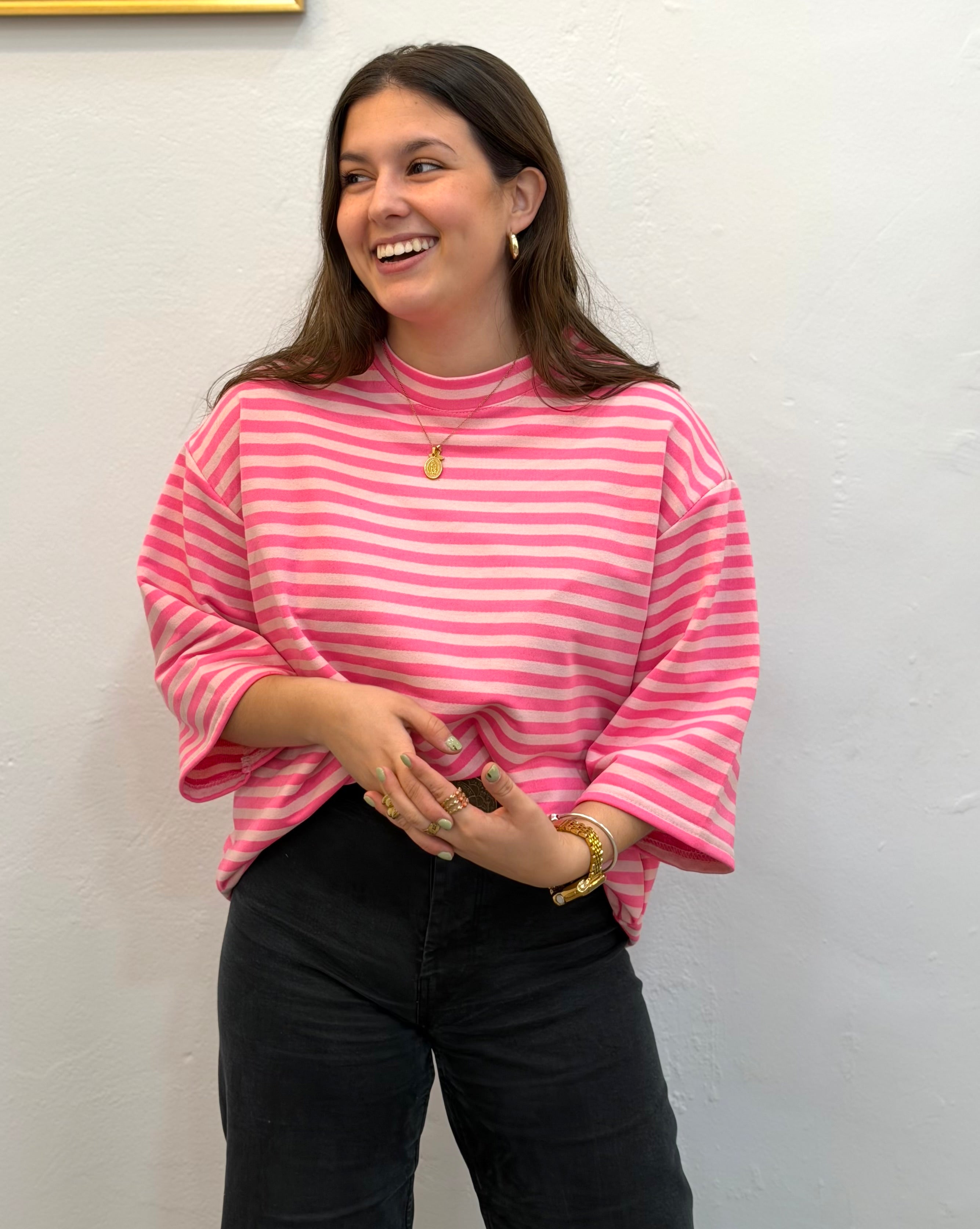 Camiseta Oversize RAYAS ROSAS