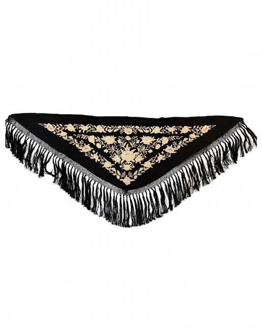 Mantón negro bordado en marfil